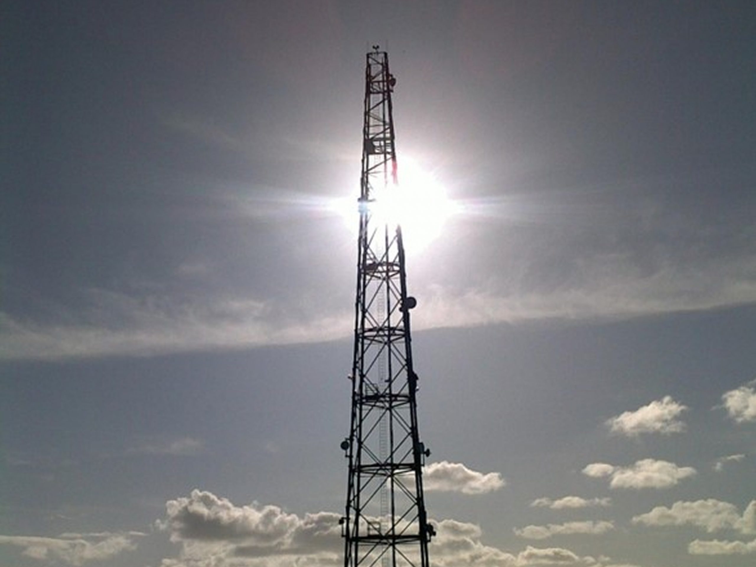 How We Maintain Tall Structures for Maximum Uptime and Safety